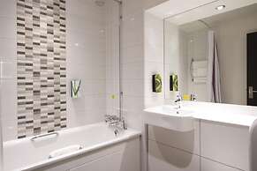Premier Inn Slough Central South
