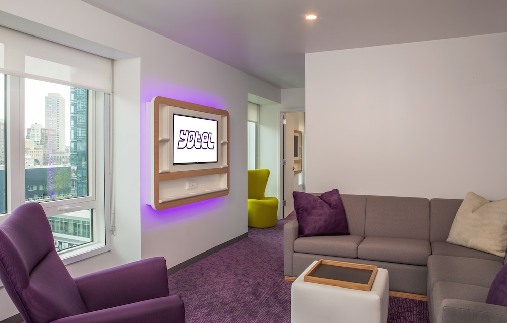 YOTEL Boston