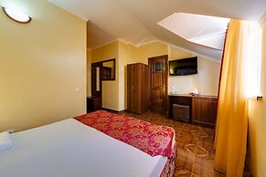 Marton VILLA BADEN