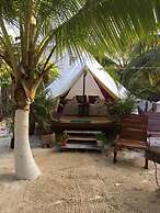 Playa Las Palmas Glamping Tulum