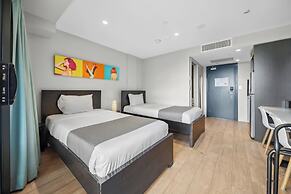 Studio 8 Residences - Adults Only