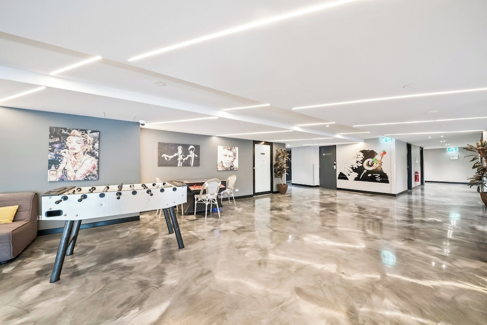 Studio 8 Residences - Adults Only