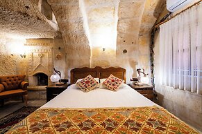 Tulip Cave Suites