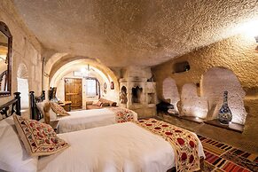 Tulip Cave Suites