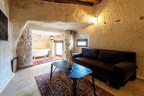 Tulip Cave Suites