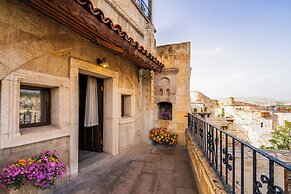Tulip Cave Suites