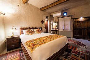Tulip Cave Suites
