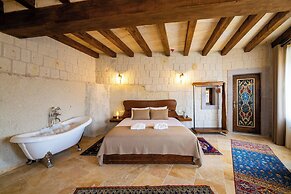 Tulip Cave Suites