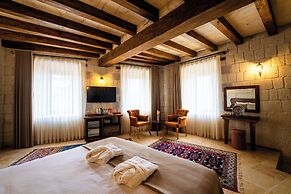 Tulip Cave Suites
