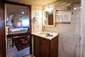 Tulip Cave Suites