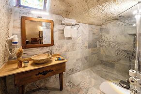 Tulip Cave Suites