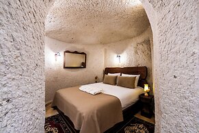 Tulip Cave Suites