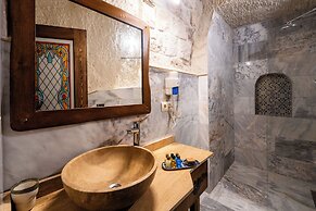 Tulip Cave Suites