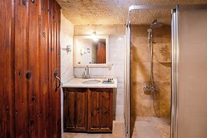 Tulip Cave Suites