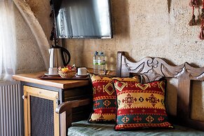 Tulip Cave Suites
