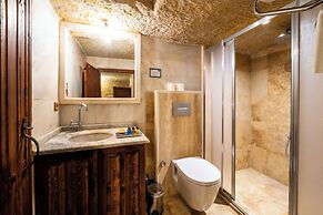 Tulip Cave Suites