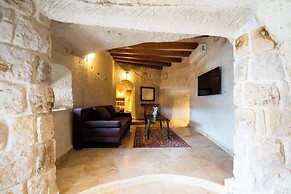 Tulip Cave Suites