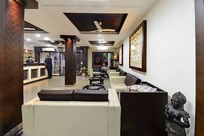 Hotel Ashish Palace