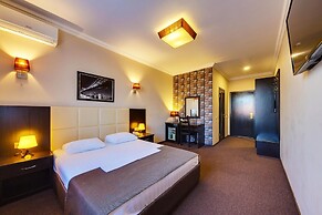 Hotel Marton Stachki