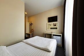 Hotel Marton Sholokhova