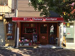 Yadocafe Chelsea's Rainbow B&B