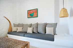 Sea Breeze Panormos