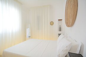 Sea Breeze Panormos