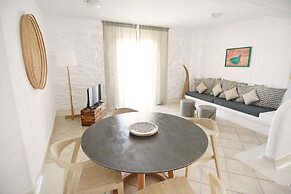 Sea Breeze Panormos