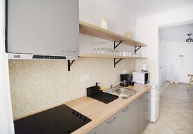 Sea Breeze Panormos