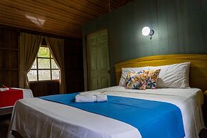 Hidden Paradise Lodge