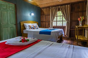 Hidden Paradise Lodge