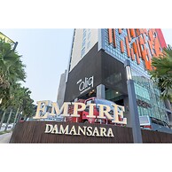 Luzzeri Suite Empire Damansara