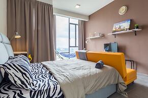 Luzzeri Suite Empire Damansara