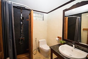 Royal Peacock Boutique Hotel
