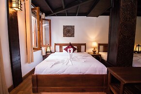 Royal Peacock Boutique Hotel