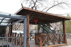 Zhantan Courtyard Hotel