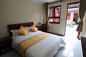 Zhantan Courtyard Hotel