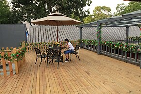 Zhantan Courtyard Hotel