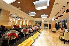 Reethi Rah Hotel