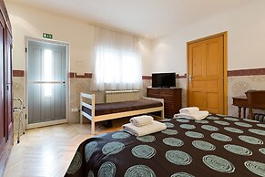 Dolce Vita Luxury Suites