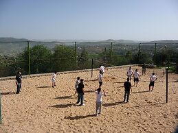 Mountain Breeze Resort