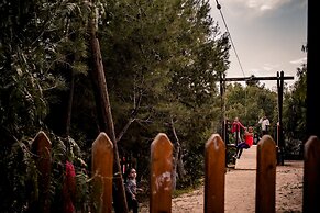 Mountain Breeze Resort