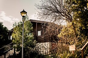 Mountain Breeze Resort