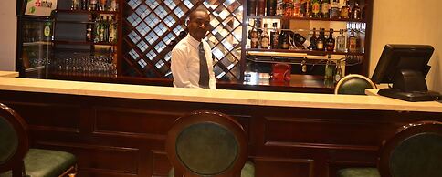 Simama Hotel