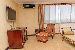 Simama Hotel