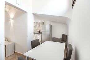 Apollo Guest House