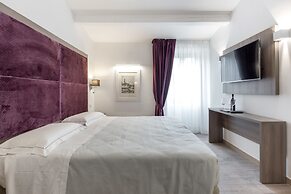 Apollo Guest House