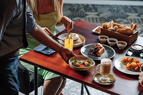 DoubleTree by Hilton Dubai - Business Bay