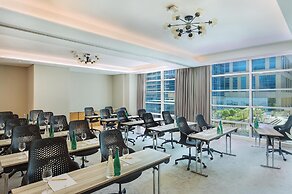 DoubleTree by Hilton Dubai - Business Bay