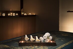 DoubleTree by Hilton Dubai - Business Bay